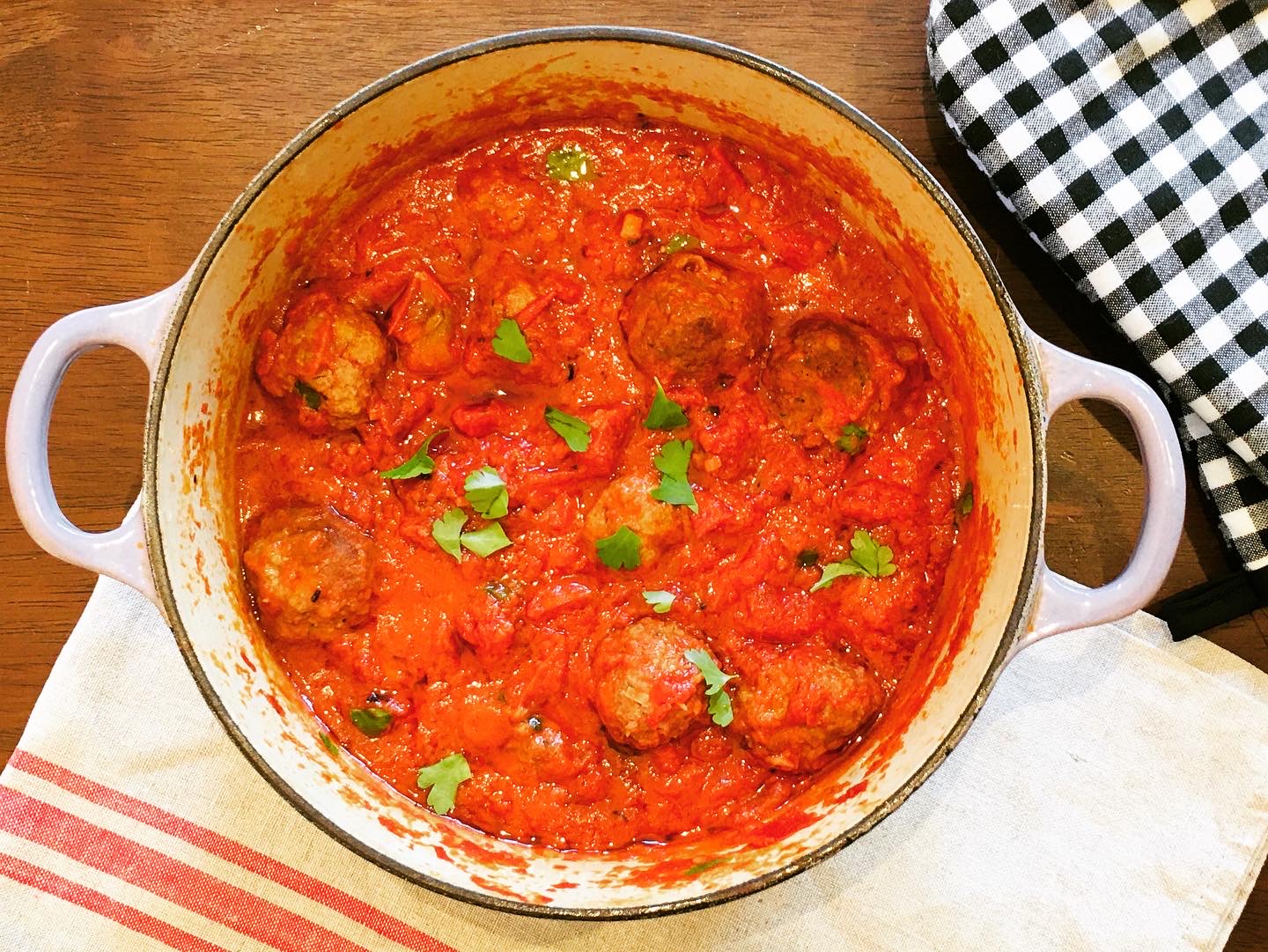 ジューシミートボールと濃旨なトマトソース イタリアンミートボール 345 Women S 海外の家庭料理レシピ