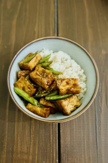 黒胡椒 豆腐とセロリの炒め物