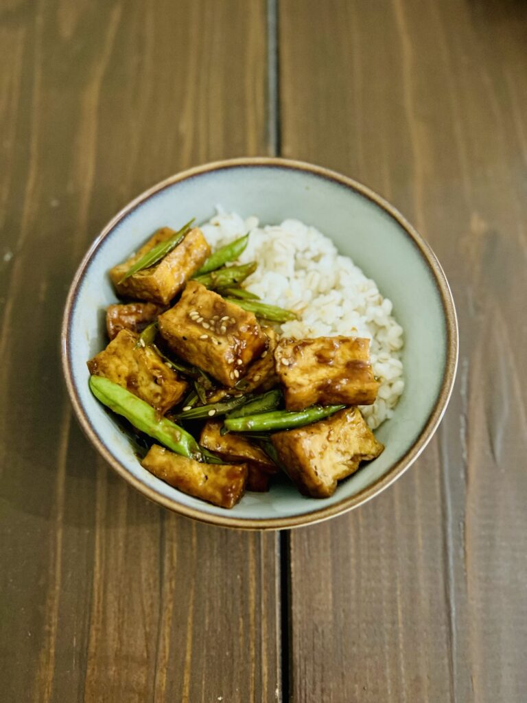 黒胡椒 豆腐とセロリの炒め物