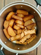 大根と厚揚げの煮物
