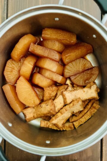 大根と厚揚げの煮物