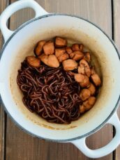 鶏ささみと糸こんにゃくの辛煮