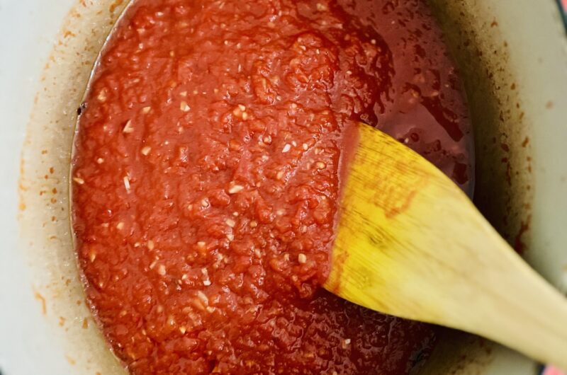 簡単トマトソースの作り方｜トマト缶で作る手軽なパスタソース